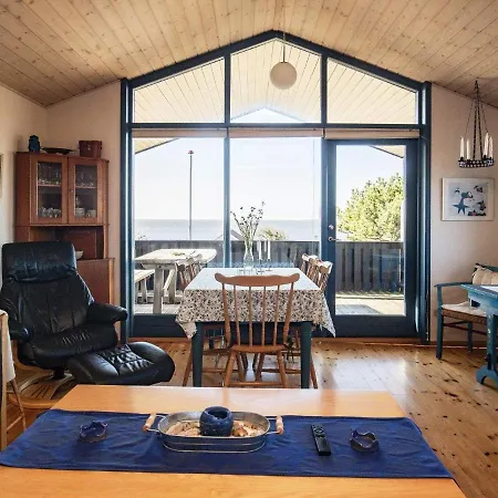 Three-bedroom Holiday In Esbjerg V 2 Hjerting
